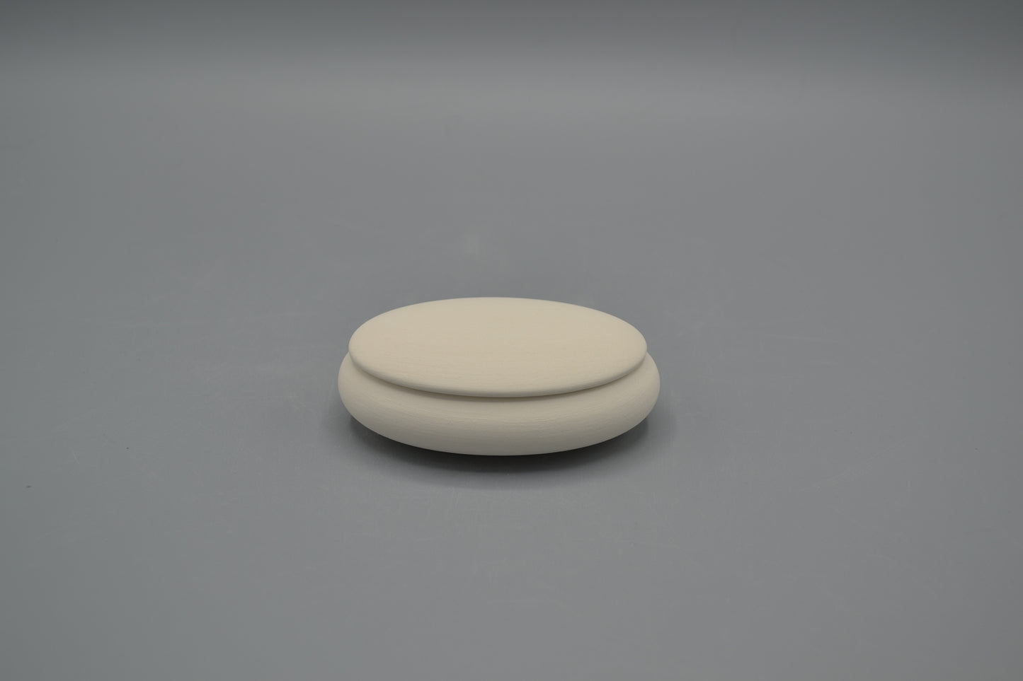 Scatolina ovale bombata in ceramica semilavorata GREZZA da dipingere