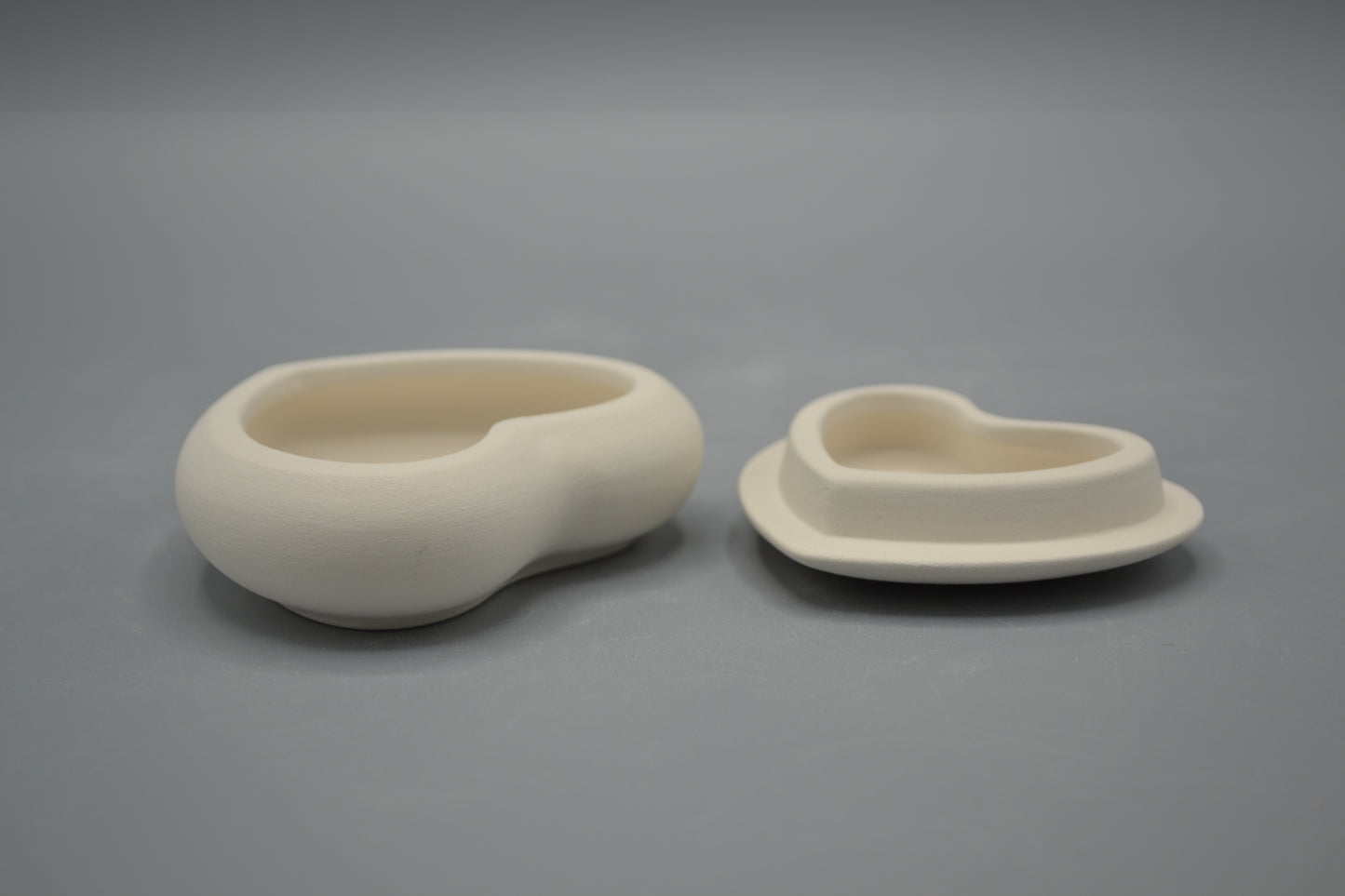 Scatolina cuore in ceramica semilavorata GREZZA da dipingere