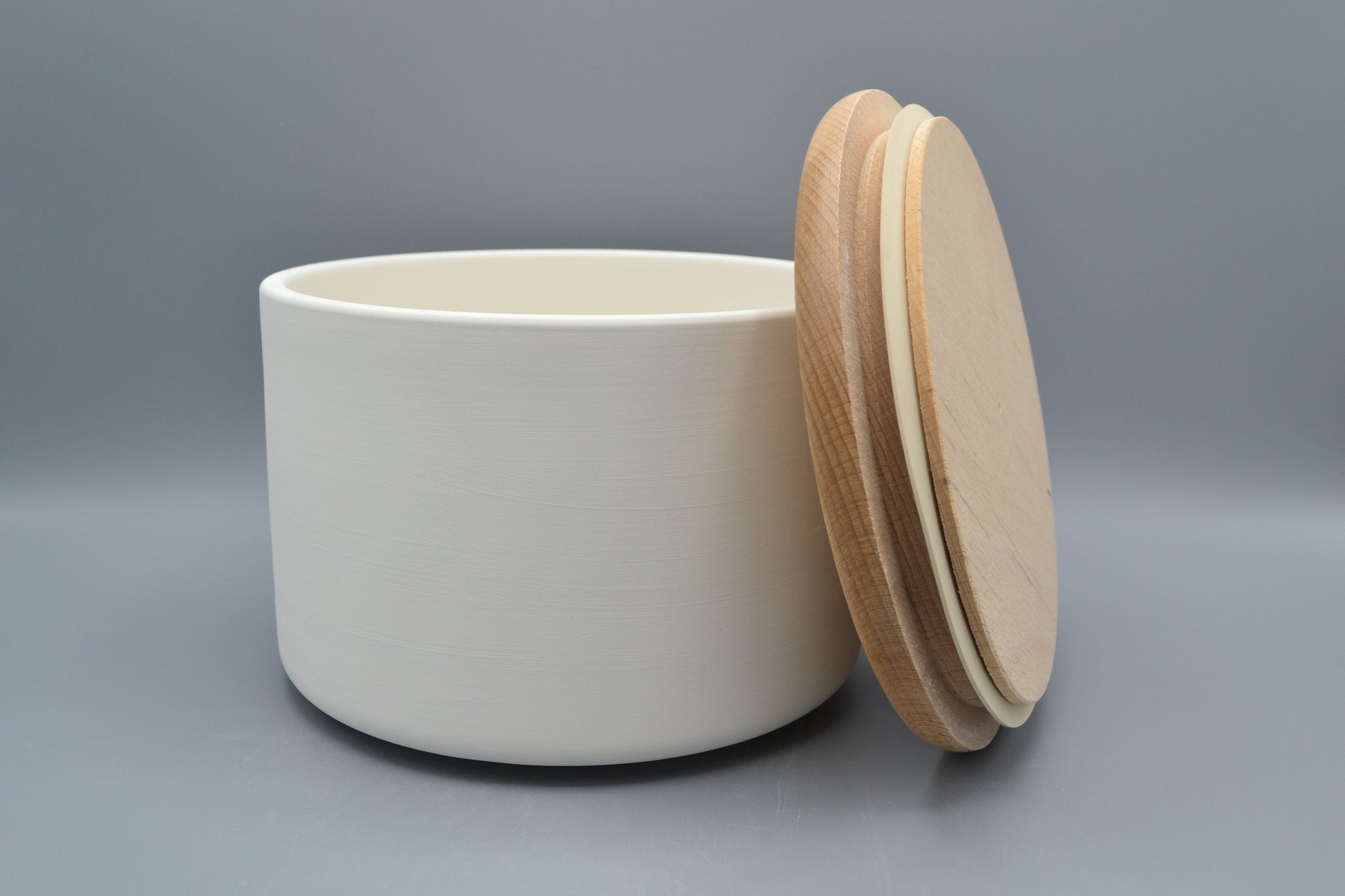 Biscottiera cilindrica con coperchio legno in ceramica semilavorata GR –  Ceramiche Pigato